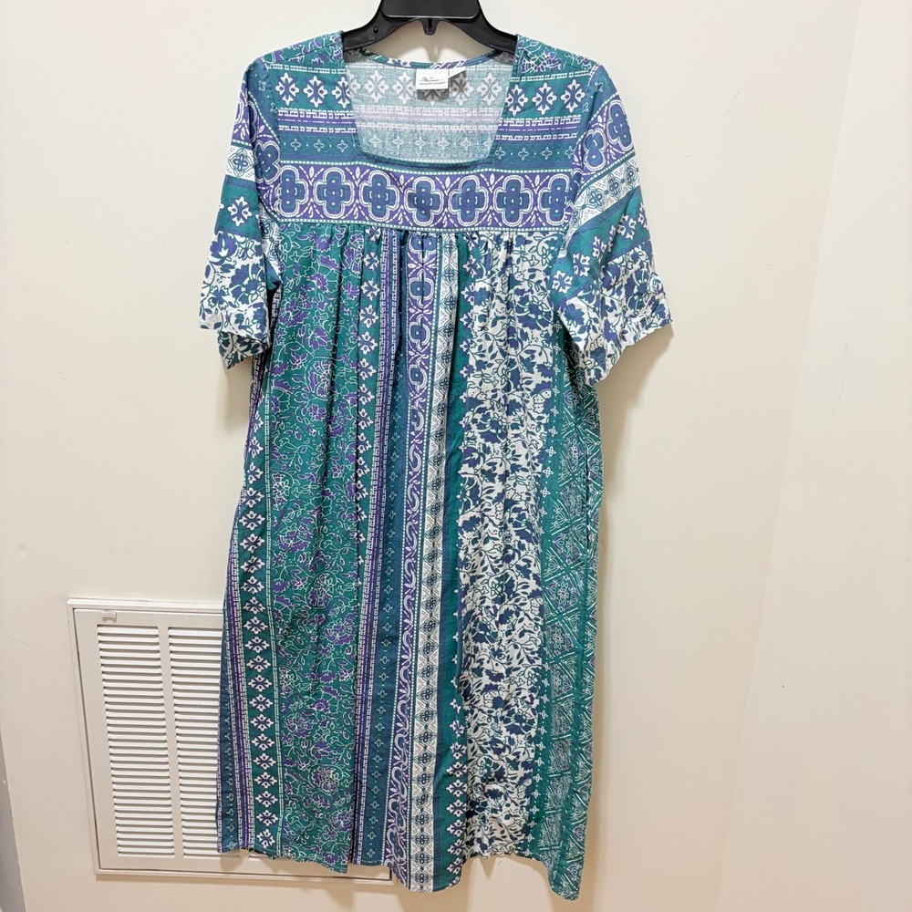 Vermont Country Store Floral Paisley Muumuu Dress Women Small Cotton Pocket